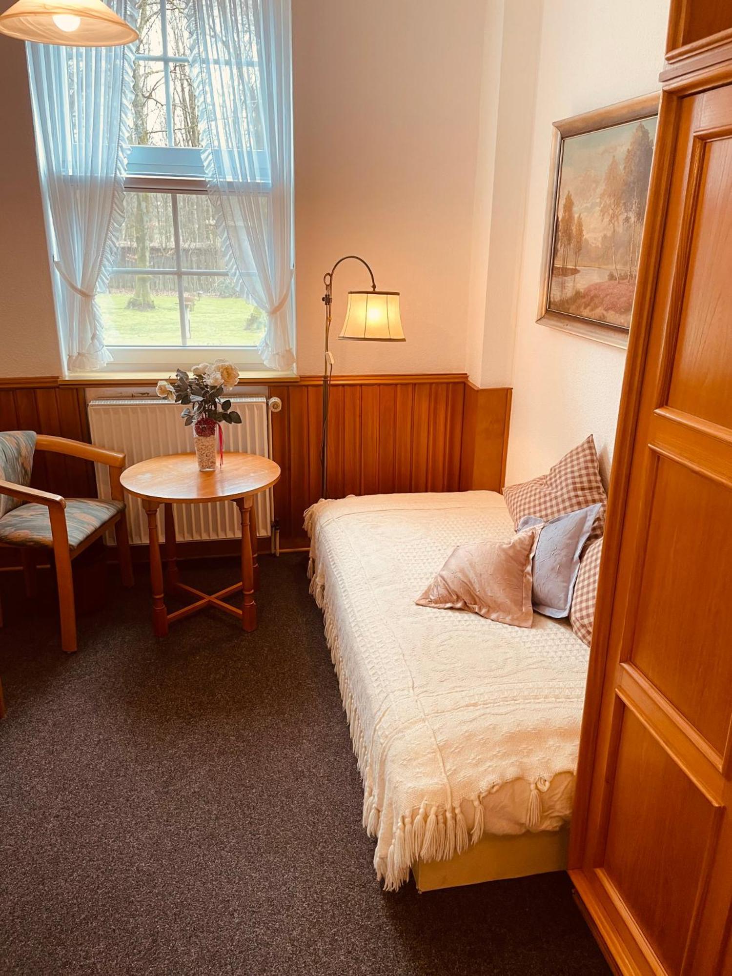 Haus Heidetal Bed & Breakfast Биспинген Екстериор снимка