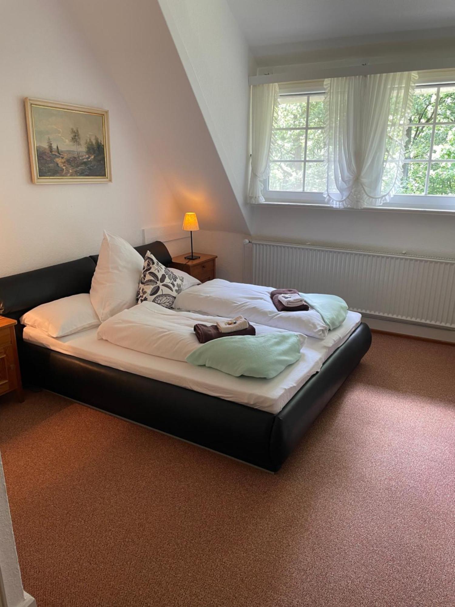 Haus Heidetal Bed & Breakfast Биспинген Екстериор снимка